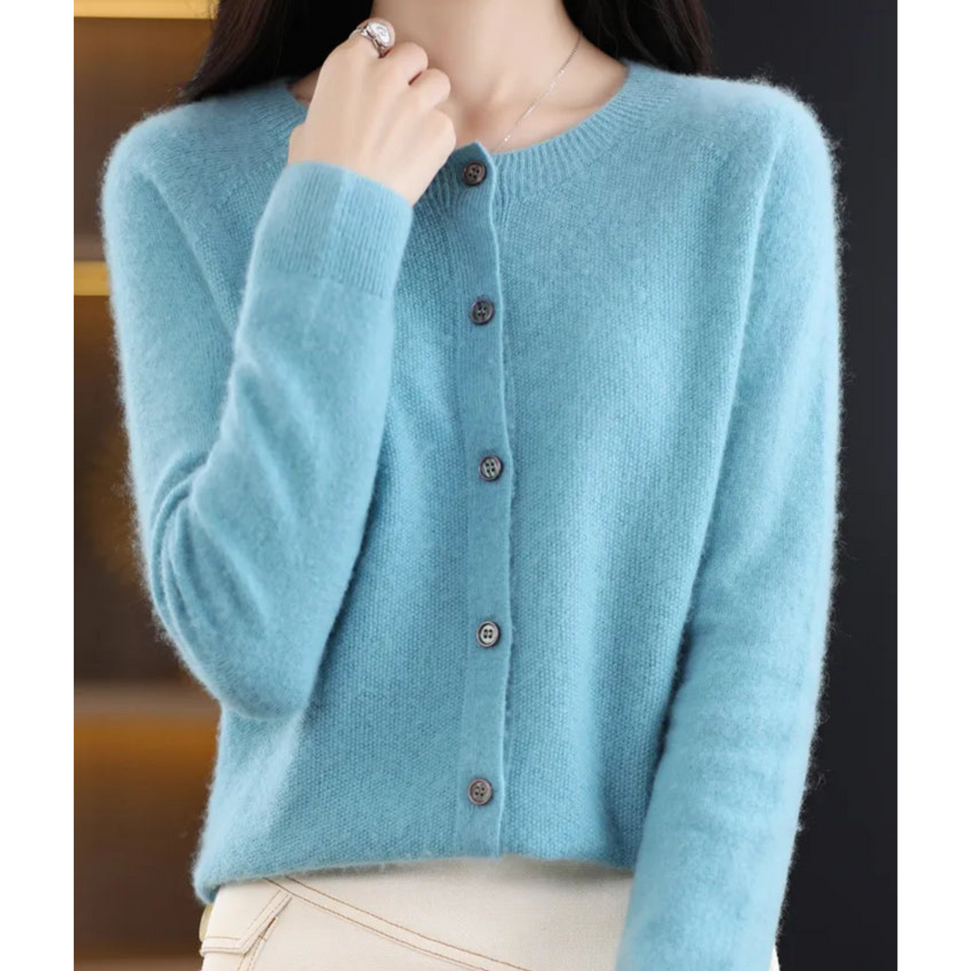 Luxurious Women's Cardigan made from 100% Merino Wool with O-Neck and Cashmere Touch