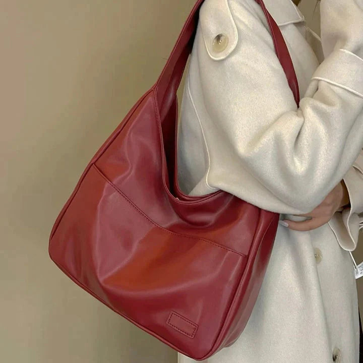 Celia - Elegant, minimalist autumn shoulder bag for women