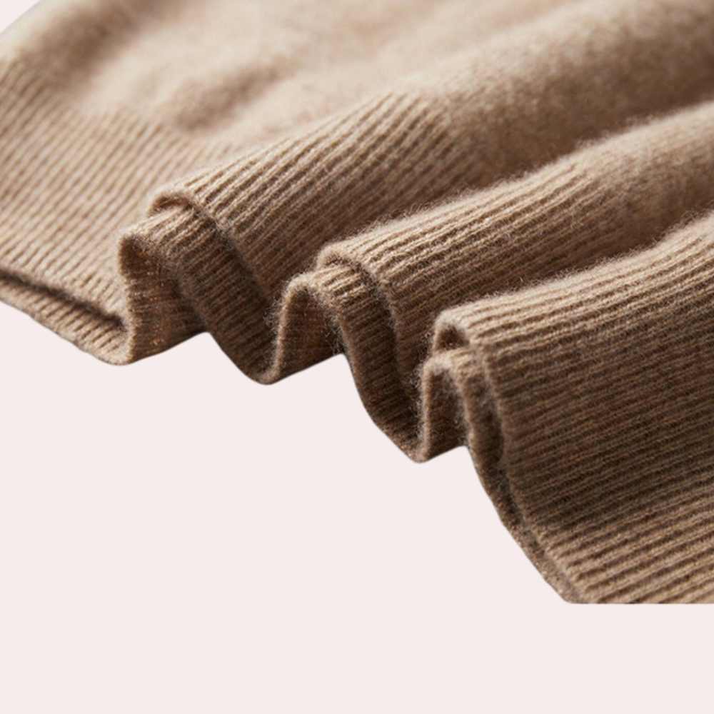 Stylish and Comfortable Men's Hoodie for Any Occasion