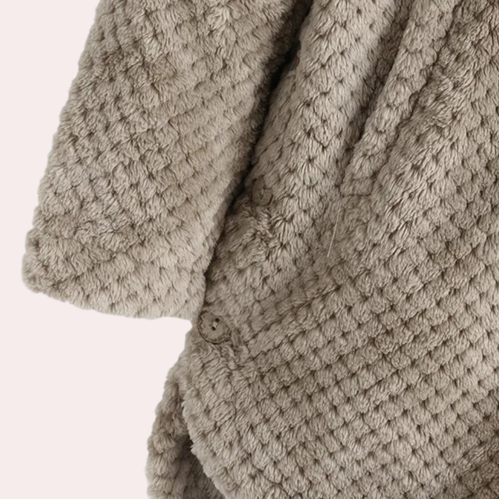 Stylish Women's Jacket with Trendy Hood