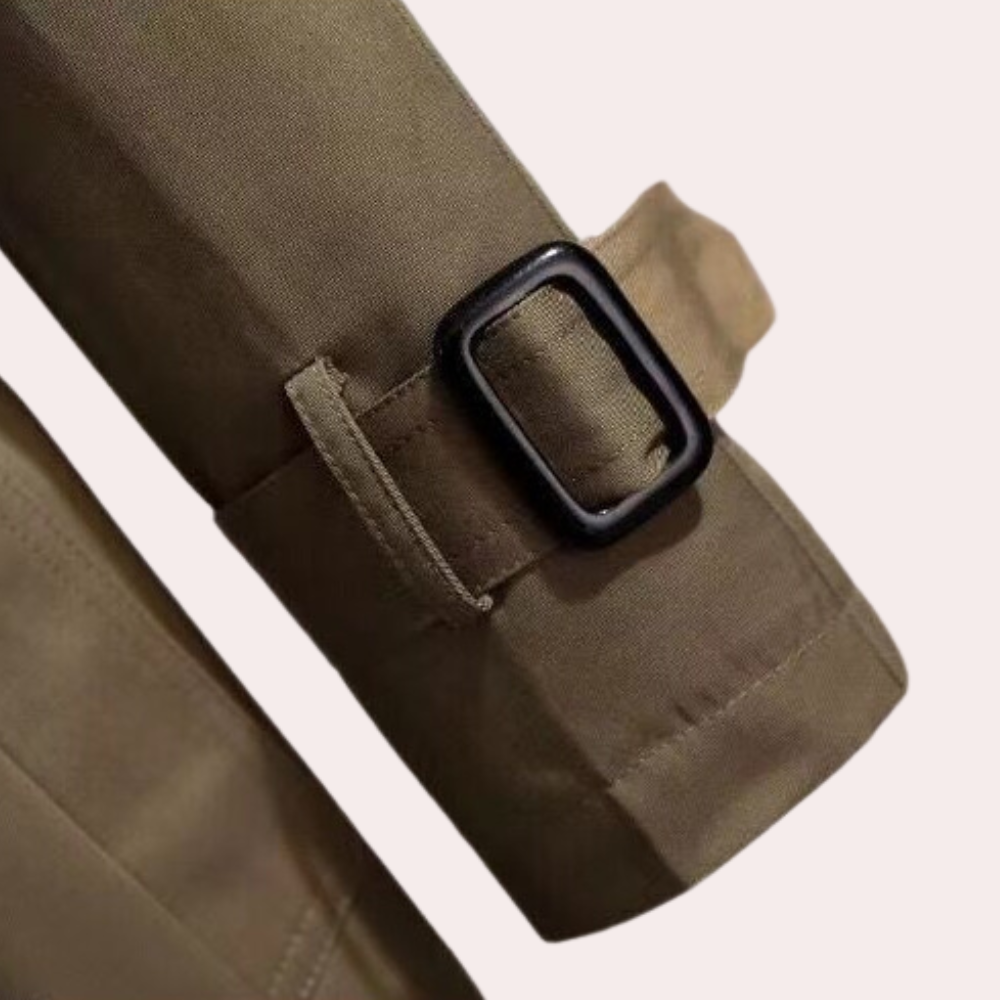 Women's Windbreaker - Stylish Protection from the Elements