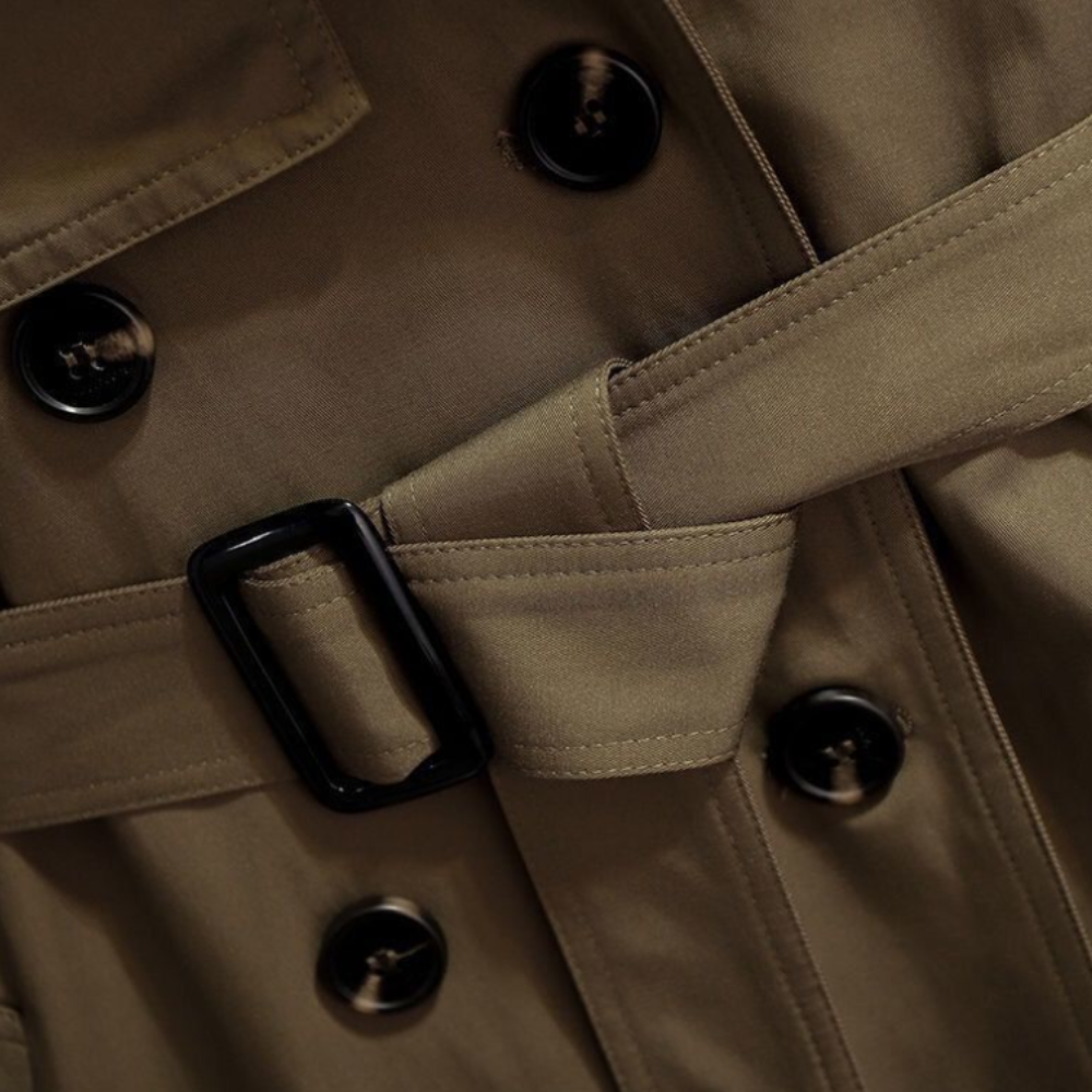 Women's Windbreaker - Stylish Protection from the Elements