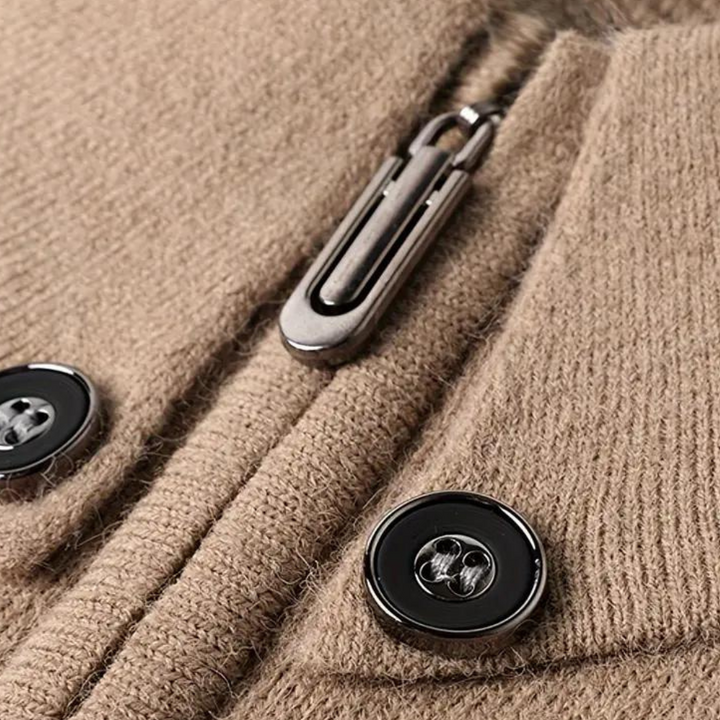 Finn - Men's Sweater for Ultimate Comfort