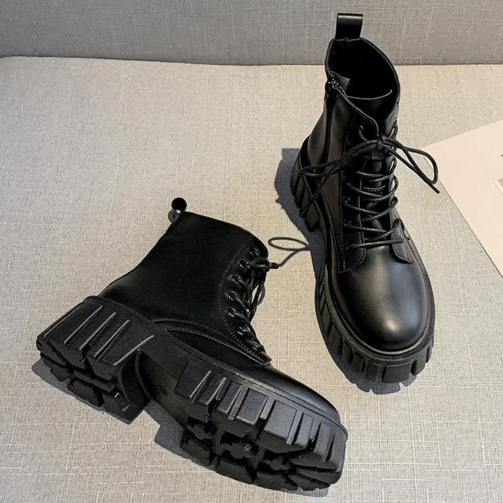 Venetia - Elegant Women's Boot with Refined Laces and Practical Zip