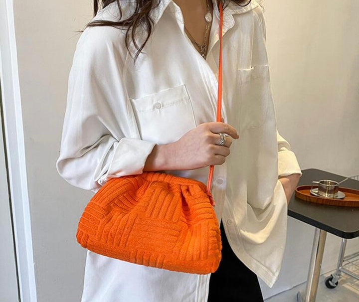 Sabrina - Elegant and Functional Towel Bag for Women