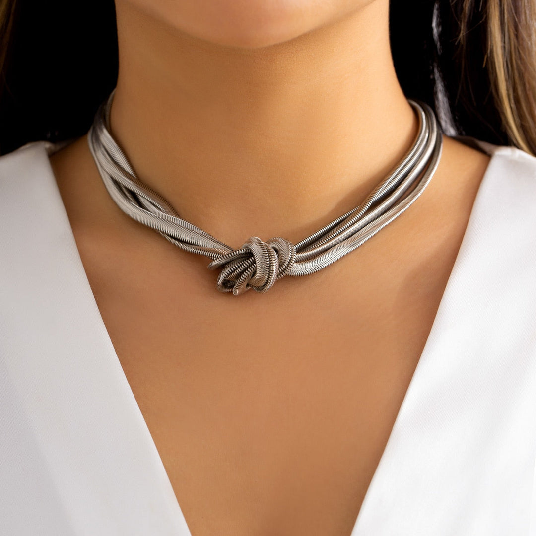 Eliana - Trendy and Elegant Knot Necklace for Women