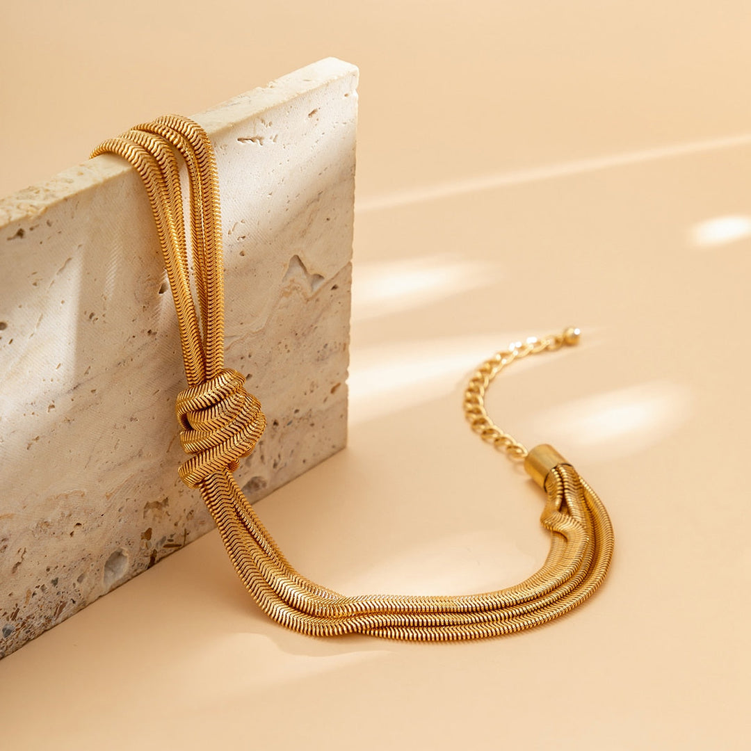 Eliana - Trendy and Elegant Knot Necklace for Women