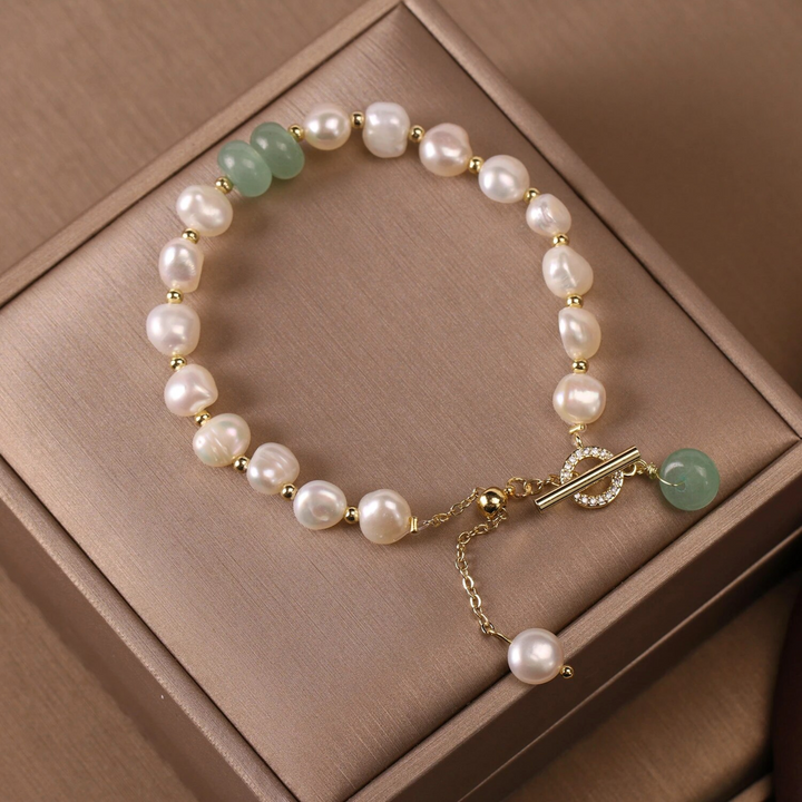 Bailey - Elegant Freshwater Pearl Bracelet for Women