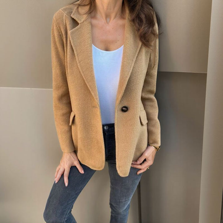 Amber | Stylish Women’s Blazer